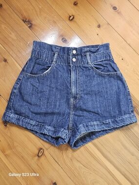Levi's High-Waist Dark Blue Denim Shorts Women 26